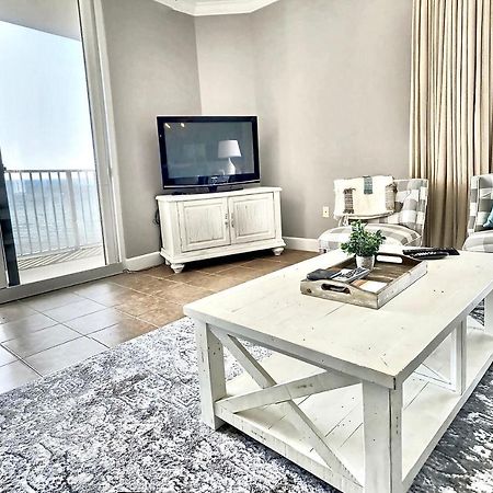 Happy Ours 2200 Sq Ft Corner Beachfront Sleeps 12 Панама Сити Бийч Екстериор снимка