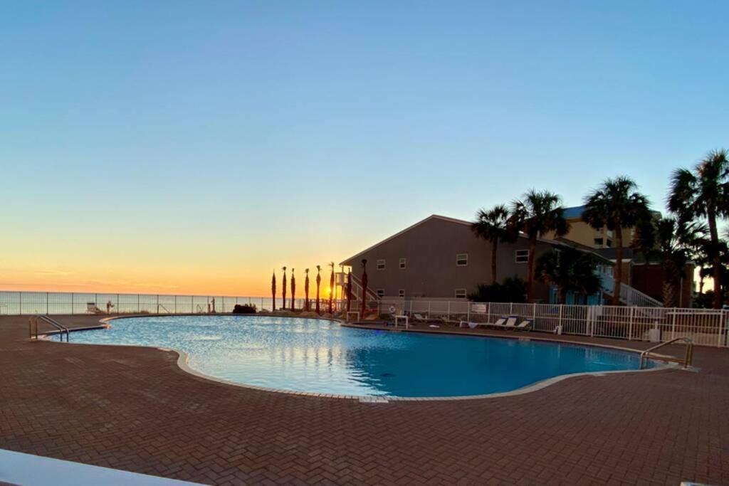 Happy Ours 2200 Sq Ft Corner Beachfront Sleeps 12 Панама Сити Бийч Екстериор снимка