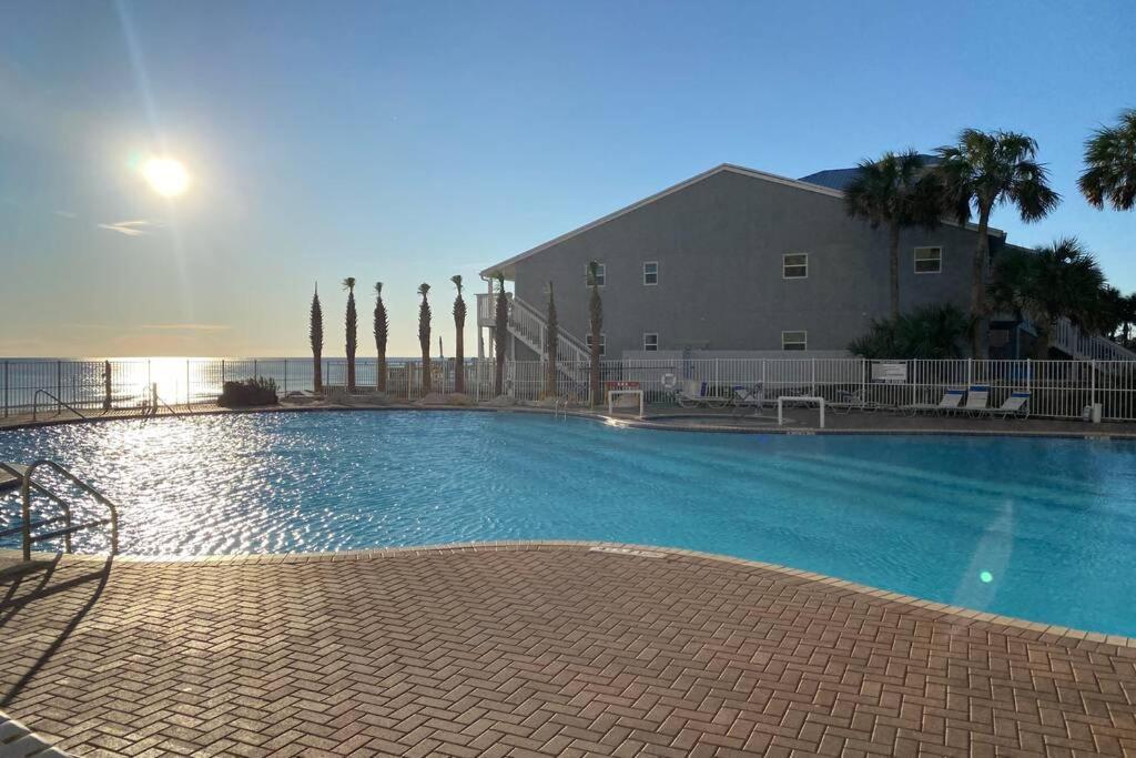 Happy Ours 2200 Sq Ft Corner Beachfront Sleeps 12 Панама Сити Бийч Екстериор снимка