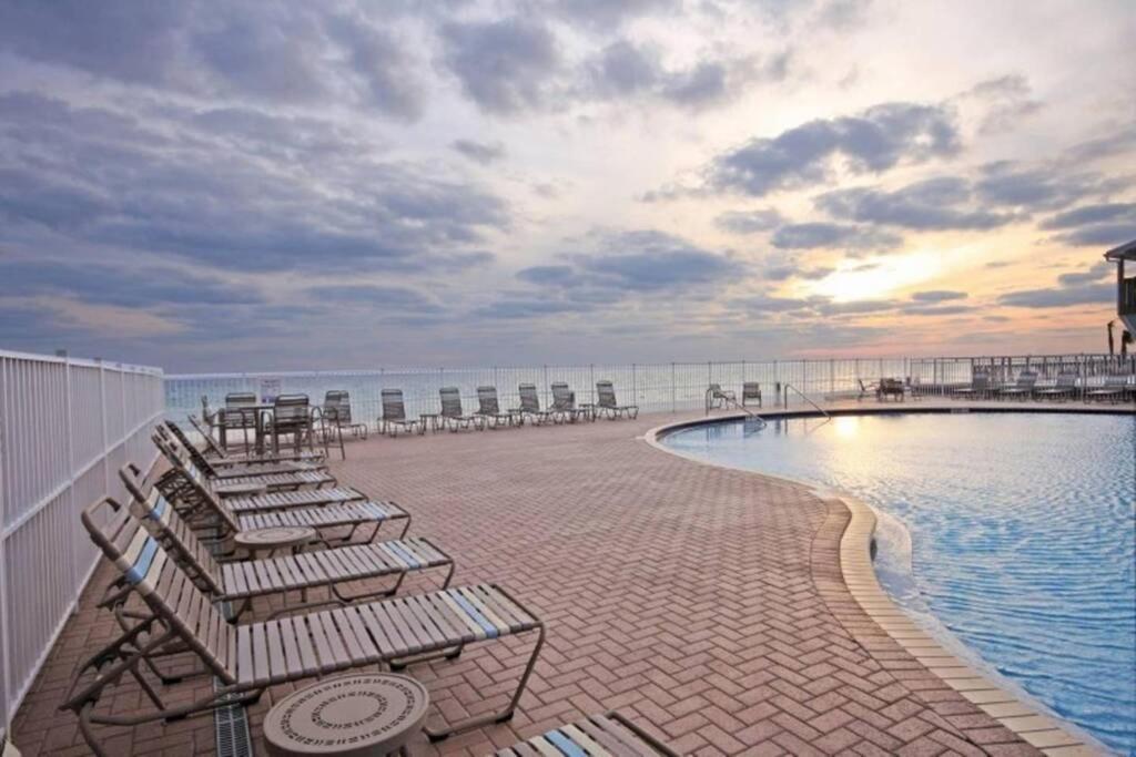 Happy Ours 2200 Sq Ft Corner Beachfront Sleeps 12 Панама Сити Бийч Екстериор снимка