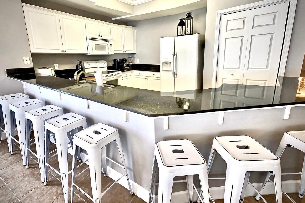 Happy Ours 2200 Sq Ft Corner Beachfront Sleeps 12 Панама Сити Бийч Екстериор снимка